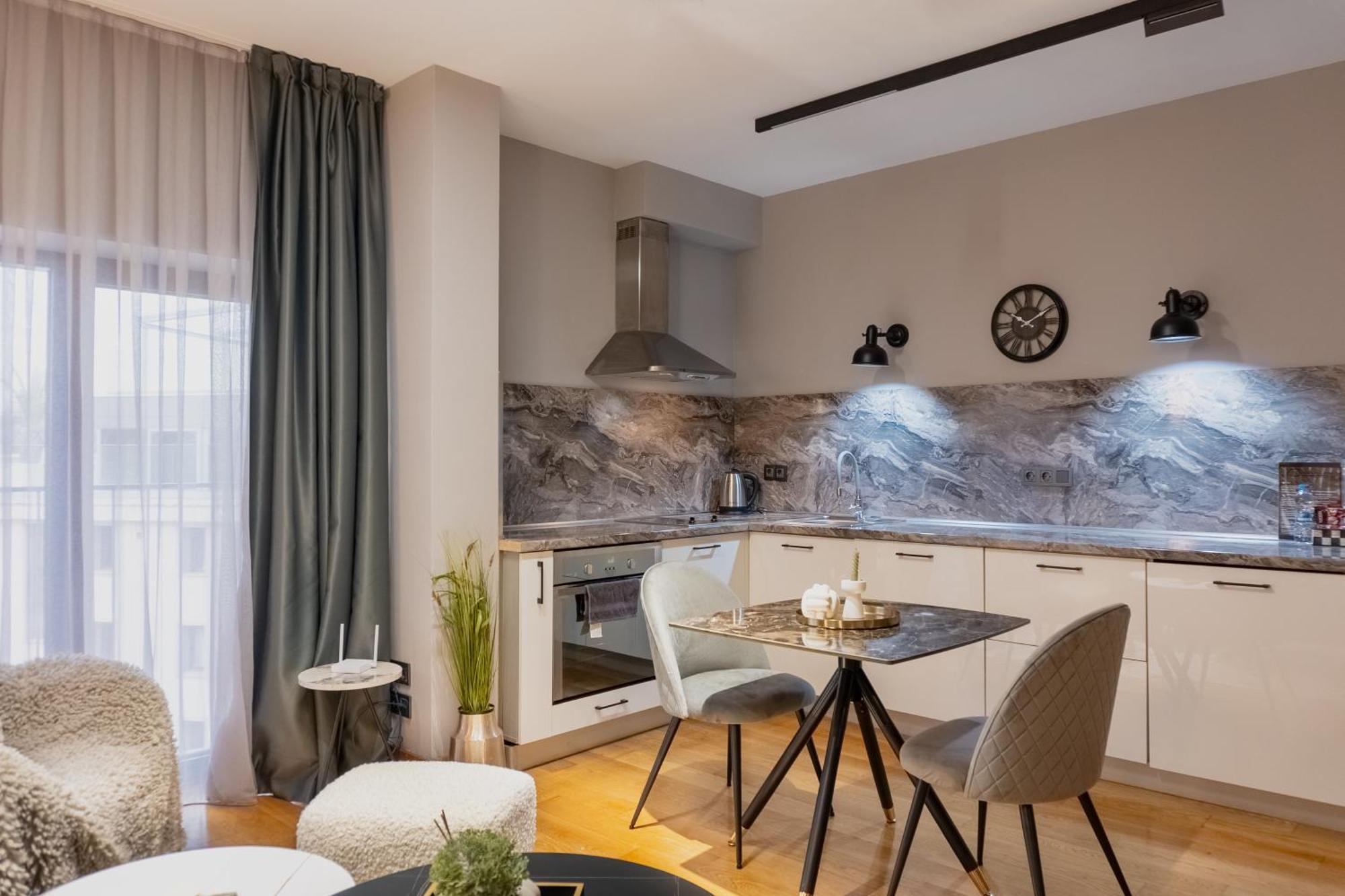 Capital City Center Apart Residence Plovdiv Exterior foto