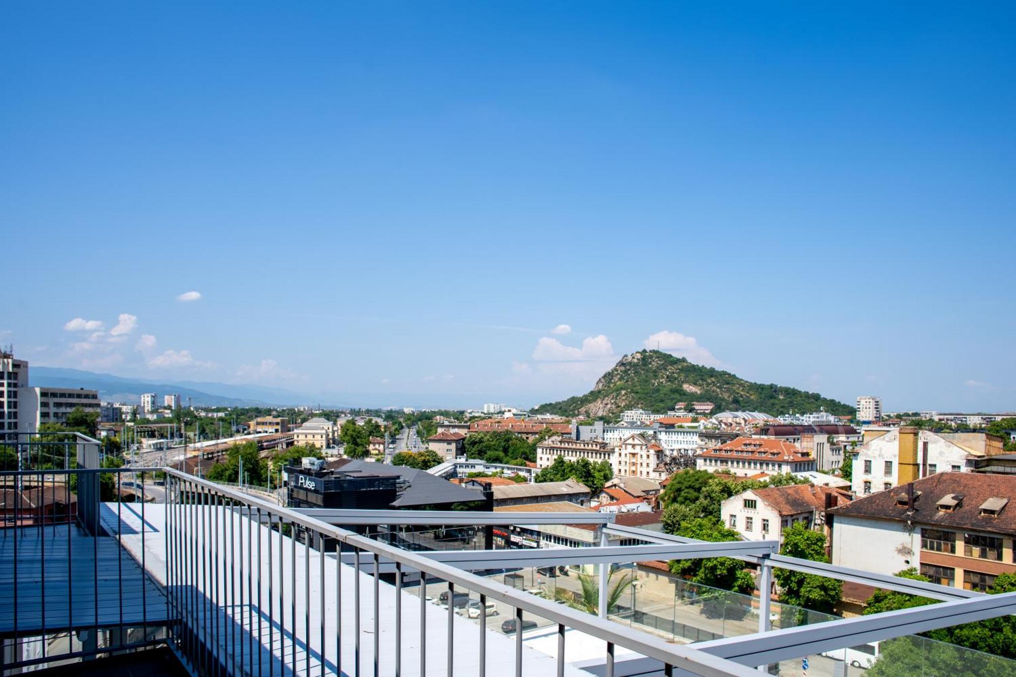 Capital City Center Apart Residence Plovdiv Exterior foto