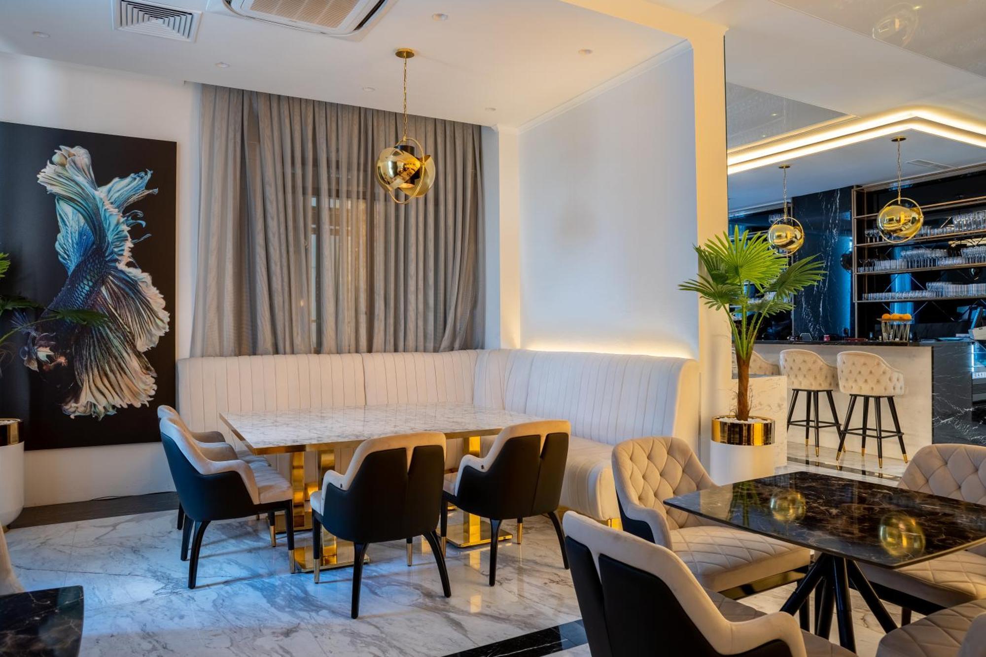 Capital City Center Apart Residence Plovdiv Exterior foto